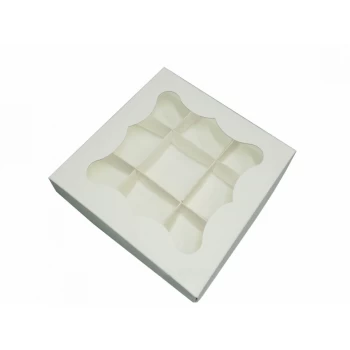Коробка на 9 конфет с окошком Белая 200*200*30 (3шт)