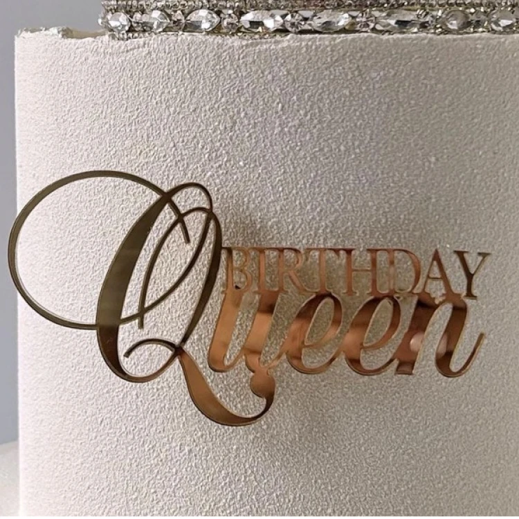 Топпер Birthday Queen 2 золото